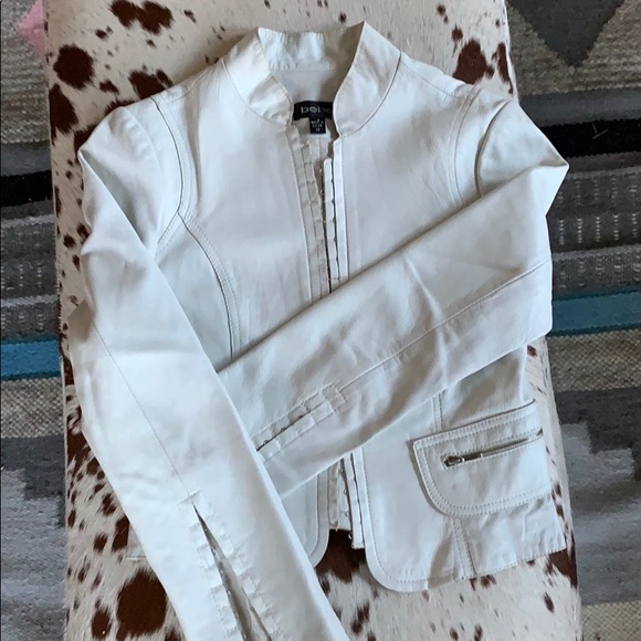 Genuine leather fitted jacket - Picture 1 of 5